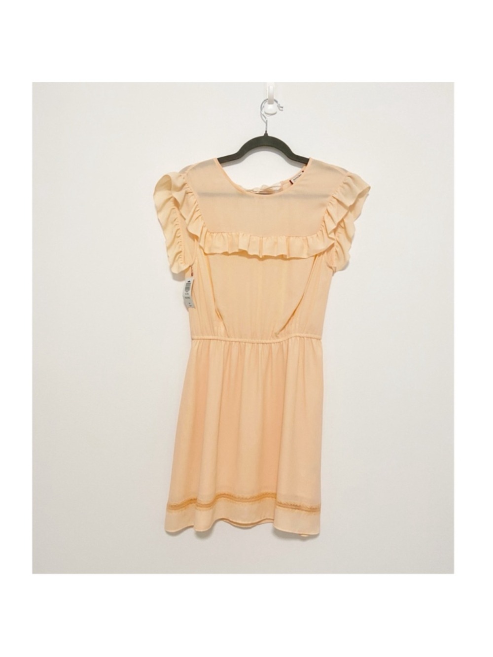 NWT Aritzia Sunday Best Eloise Ruffle Dress in Pale Peach Size S